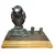 Foto de um(a) Tinteiro Monumental: A Coruja de Bronze, da categoria de Organizadores. Este tinteiro é um objeto de escrita clássico que remete à sofisticação das antigas bibliotecas e salas de estratégia. A... Mostrado de uma perspectiva diferente. Vendido no marketplace Trésors.