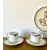 Foto de um(a) Dupla de xícaras, da categoria de Xícaras. Dupla de xícaras em porcelana. D.F. Checoslováquia. *Um pires contém marcas do tempo 6,5cm de altura, 6cm de diâm, pires:... Mostrado de uma perspectiva diferente. Vendido no marketplace Trésors.