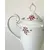 Foto de um(a) Bule de porcelana Steatita, da categoria de Bules. Bule de porcelana Steatita. 26cm de altura. Mostrado de uma perspectiva diferente. Vendido no marketplace Trésors.