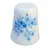 Foto de um(a) Dedal de Coleção em Porcelana – Florais e Laço Azul Estilo Português, da categoria de Outros colecionáveis. Esta peça destaca-se pela delicadeza de seus detalhes decorativos: de um lado, um rico arranjo de mini flores em tons de... Vendido no marketplace Trésors.