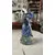 Foto de um(a) Antiga Escultura De Pato Decorativo Murano Italiano Art Deco, da categoria de Escultura. Antiga escultura artística representando pato em cristal de Murano em tons de azul. Peça muito decorativa e com bastante... Mostrado de uma perspectiva diferente. Vendido no marketplace Trésors.