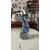 Foto de um(a) Antiga Escultura De Pato Decorativo Murano Italiano Art Deco, da categoria de Escultura. Antiga escultura artística representando pato em cristal de Murano em tons de azul. Peça muito decorativa e com bastante... Mostrado de uma perspectiva diferente. Vendido no marketplace Trésors.