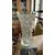 Foto de um(a) Antigo Vaso Jarro Decorativo Em Cristal Baccarat Lapidado, da categoria de Vasos. Antigo e elegante vaso decorativo em cristal translúcido com lindo brilho natural e primorosa lapidação manual (estralada e... Mostrado de uma perspectiva diferente. Vendido no marketplace Trésors.