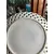 Foto de um(a) Antigo Prato Bowl Decorativo Em Opalina Francesa Branca, da categoria de Centro de mesa. Antigo prato decorativo em opalina francesa branca. Borda fenestrada. Linda peça para compor a decoração. Marca da... Mostrado de uma perspectiva diferente. Vendido no marketplace Trésors.