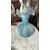 Foto de um(a) Antigo Vaso Jarra Decorativa Em Opalina Francesa Azul, da categoria de Jarros. Antiga jarra vaso em opalina francesa azul com a borda ondulada. Peça muito linda e versátil na decoração. Em perfeito... Mostrado de uma perspectiva diferente. Vendido no marketplace Trésors.