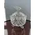 Foto de um(a) Antiga Caixa Borboleta Bomboniere Cristal Francês Satiné, da categoria de Garrafas, potes e jarros. Antiga caixa porta joias ou bomboniere baleiro em cristal francês translúcido e de ótima qualidade, com detalhes em Satiné,... Mostrado de uma perspectiva diferente. Vendido no marketplace Trésors.