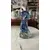 Foto de um(a) Antiga Escultura De Pato Decorativo Murano Italiano Art Deco, da categoria de Escultura. Antiga escultura artística representando pato em cristal de Murano em tons de azul. Peça muito decorativa e com bastante... Mostrado de uma perspectiva diferente. Vendido no marketplace Trésors.