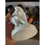 Foto de um(a) Antiga Escultura Chinesa Divindade Oriental Blanc De Chine, da categoria de Escultura. ~ Blanc de Chine ~Antigo bloco escultórico oriental em porcelana chinesa, representando divindade feminina e criança. Peça... Mostrado de uma perspectiva diferente. Vendido no marketplace Trésors.