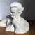 Foto de um(a) Antiga Escultura Busto Homem Músico Em Porcelana Art Deco, da categoria de Escultura. Antiga escultura bloco escultórico artístico do períodoArt Deco, representando busto de música em porcelana europeia. Peça... Mostrado de uma perspectiva diferente. Vendido no marketplace Trésors.