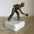 Foto de um(a) Antiga Linda Escultura De Bronze Art Deco Jogador De Bocha, da categoria de Escultura. Antiga e diferente escultura em bronze maciço de excelente qualidade, com base em mármore italiano. Representando jogador de... Mostrado de uma perspectiva diferente. Vendido no marketplace Trésors.