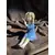 Foto de um(a) Antiga Figurine Bibelô Menina Com Espelho Porcelana Alemã, da categoria de Modelos e estatuetas. Antiga figurine/bibelô em porcelana artística alemã. Cores típicas de meados do século XX. Muito decorativa e colecionável.... Mostrado de uma perspectiva diferente. Vendido no marketplace Trésors.