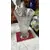 Foto de um(a) Antigo Grande Vaso Jarro Decorativo Cristal Tcheco Lapidado, da categoria de Vasos. Antigo e grande vaso decorativo em cristal translúcido com lindo brilho natural e primorosa lapidação manual. Peça alta,... Mostrado de uma perspectiva diferente. Vendido no marketplace Trésors.