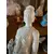 Foto de um(a) Antiga Escultura Chinesa Divindade Oriental Blanc De Chine, da categoria de Escultura. ~ Blanc de Chine ~Antigo bloco escultórico oriental em porcelana chinesa, representando divindade feminina e criança. Peça... Mostrado de uma perspectiva diferente. Vendido no marketplace Trésors.