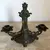 Foto de um(a) Antigo Castiçal Candelabro Art Nouveau Pétit Bronze Francês, da categoria de Castiçais. Antigo e lindo candelabro para duas velas, estilo Art Nouveau, em pétit bronze francês, representando jovem com patos.... Mostrado de uma perspectiva diferente. Vendido no marketplace Trésors.