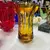 Foto de um(a) Antigo Vaso Cristal Tcheco Âmbar Lapidação Dedão Art Deco, da categoria de Vasos. Antigo e lindo vaso em cristal Europeu, doublé na cor âmbar. Lapidado à mão, lapidação dedão, fundo estrelado. Art... Mostrado de uma perspectiva diferente. Vendido no marketplace Trésors.