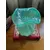 Foto de um(a) Antigo Vaso Art Deco Em Murano Verde Leitoso Opalescente, da categoria de Vasos. ~ Murano Opalescent Glass ~Murano opalescente é muito chique. Antigo vaso artístico feito à mão em Murano italiano... Mostrado de uma perspectiva diferente. Vendido no marketplace Trésors.