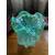 Foto de um(a) Antigo Vaso Jarro Art Deco Murano Leitoso Opalescente Verde, da categoria de Vasos. ~ Murano Opalescent Glass ~Murano opalescente é muito chique. Antigo vaso artístico feito à mão em Murano italiano... Mostrado de uma perspectiva diferente. Vendido no marketplace Trésors.