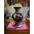 Foto de um(a) Antigo Vaso Artístico Cristal Tcheco Cenas Em Prata De Lei, da categoria de Vasos. Antiga e belíssimo vaso artístico em cristal Tcheco com prata de lei. A aplicação da prata é feita à mão de forma artística.... Mostrado de uma perspectiva diferente. Vendido no marketplace Trésors.