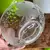 Foto de um(a) Antiga Uveira Bowl Decorativo Vidro Francês Satiné Art Deco, da categoria de Travessas e tigelas. Antiga uveira bowl decorativo em vidro francês com detalhes de uvas em satiné. Art Deco. Altura 5cm Diâmetro 16cm. Mostrado de uma perspectiva diferente. Vendido no marketplace Trésors.