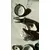 Foto de um(a) Antiga Coleção De Caixinhas Porta Comprimidos Porcelana, da categoria de Cestos e Caixas. Antigas e lindas caixinhas decorativas ou porta comprimidos em porcelana europeia. Medidas entre 5 e 6cm cada. Mostrado de uma perspectiva diferente. Vendido no marketplace Trésors.