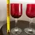 Foto de um(a) Antigo Par De Cálices Copos Taças Cristal Europeu Vermelho, da categoria de Copos e taças. Antigo par de cálices em fino cristal europeu, ricamente lapidados à mão. Meados do século XX.Mede 14x5cm cada. Mostrado de uma perspectiva diferente. Vendido no marketplace Trésors.