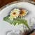 Foto de um(a) Antiga Bandeja De Prata Com Majólica Faiança Alemã Art Deco, da categoria de Bandejas. Antiga bandeja de majólica/faiança alemã, armação em metal prateado. Linda decoração floral Período Art Deco com traços da... Mostrado de uma perspectiva diferente. Vendido no marketplace Trésors.