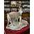 Foto de um(a) Antiga Escultura Bloco Escultórico Cabra Em Porcelana Alemã, da categoria de Escultura. Antigo bloco escultórico representando família de cabras, uma graça! Peça artística, em porcelana alemã, com selo da... Mostrado de uma perspectiva diferente. Vendido no marketplace Trésors.