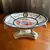 Foto de um(a) Antiga Rara Fruteira Centro De Mesa Porcelana Alemã Nouveau, da categoria de Centro de mesa. Antiga fruteira ou centro de mesa, porta cartões em porcelana artística alemã, decoração central com linda cena de damas,... Mostrado de uma perspectiva diferente. Vendido no marketplace Trésors.