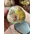 Foto de um(a) Antiga Caixinha Decorativa Com Gatos Esmaltados À Mão, da categoria de Cestos e Caixas. Antigo e belíssima caixinha decorativa em metal esmaltado à mão com decoração de gatos, borboletas e flores. Bastante... Mostrado de uma perspectiva diferente. Vendido no marketplace Trésors.