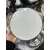 Foto de um(a) Antiga Bandeja Art Deco Majólica Faiança Alemã Azul Borrão, da categoria de Bandejas. Antiga e rara bandeja de majólica alemã, armação em metal prateado. Linda decoração branco e azul borrão. Período Art Deco.... Mostrado de uma perspectiva diferente. Vendido no marketplace Trésors.