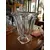 Foto de um(a) Antigo Grande Vaso Medici Centro De Mesa Cristal Bohemia, da categoria de Vasos. ~ Crystalite Bohemia ~ Antigo e grande vaso em cristal Tcheco, modelo Medici. Peça muito chique e decorativa. Marca da... Mostrado de uma perspectiva diferente. Vendido no marketplace Trésors.
