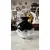 Foto de um(a) Antigo Vaso Art Deco Murano Italiano Leitoso Preto E Branco, da categoria de Vasos. Antigo vaso em Murano italiano leitoso. Peça artística, ricamente feita à mão. Técnica de trabalho Bullicante com bolhas... Mostrado de uma perspectiva diferente. Vendido no marketplace Trésors.