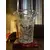 Foto de um(a) Antigo Grande Vaso Jarro Art Deco Em Vidro Floral Satiné, da categoria de Vasos. ~ France Glass ~Antigo e grande vaso em vidro artístico francês satiné. Decoração com flores e folhas em relevo. Peça muito... Mostrado de uma perspectiva diferente. Vendido no marketplace Trésors.