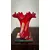 Foto de um(a) Antigo Vaso Jarro Em Murano Italiano Vermelho Art Deco, da categoria de Vasos. ~ Italy Glass ~Antigo e sofisticado vaso artístico em Murano Italiano soufflé gomado, com a borda plissada, cor vermelho... Mostrado de uma perspectiva diferente. Vendido no marketplace Trésors.