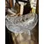 Foto de um(a) Antigo Centro De Mesa Navete Jardineira Vaso Cristal Tcheco, da categoria de Centro de mesa. Antigo centro de mesa modelo navete em cristal tcheco com riquíssima lapidação manual. Peça muito versátil e decorativa,... Mostrado de uma perspectiva diferente. Vendido no marketplace Trésors.