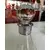 Foto de um(a) Antiga Garrafa Licoreira Em Cristal Tcheco Com Bocal Prata, da categoria de Garrafas. Antiga e linda garrafa licoreira em cristal Tcheco lapidado à mão, com bocal em prata. Período Art Deco. Meados do século... Mostrado de uma perspectiva diferente. Vendido no marketplace Trésors.