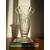 Foto de um(a) Antigo Vaso Artístico Vidro Alemão Walther & Sohne Art Deco, da categoria de Vasos. ~ Walther & Sohne ~Antigo e sofisticado vaso artístico em vidro. Peça de ótima qualidade, moldado e lapidado com pelicanos... Mostrado de uma perspectiva diferente. Vendido no marketplace Trésors.