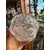 Foto de um(a) Antiga Caixa Porta Joias Bomboniere Cristal Tcheco Lapidado, da categoria de Garrafas, potes e jarros. Antiga e especial caixa decorativa em cristal Tcheco, com primorosa lapidação manual.Seja como porta joias, bomboniere ou... Mostrado de uma perspectiva diferente. Vendido no marketplace Trésors.