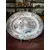 Foto de um(a) Antigo Prato Travessa Porcelana Oriental Imari Red Flow Blue, da categoria de Travessas e tigelas. Antigo e grande prato/travessa em porcelana artística inglesa Imari Red Flow Blue. Período Vitoriano. Pintado à mão.... Mostrado de uma perspectiva diferente. Vendido no marketplace Trésors.