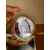 Foto de um(a) Antiga Caixa Bomboniere Dama Cristal Satiné Nachtmann A Deco, da categoria de Porta-Jóias. ~ Natchmann Glass ~Para quem gosta de peças exclusivas! Antiga e belíssima caixa decorativa, bomboniere em cristal da... Mostrado de uma perspectiva diferente. Vendido no marketplace Trésors.