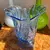 Foto de um(a) Antigo Raro Vaso Art Deco Walther & Sohne Em Vidro Alemão, da categoria de Vasos. Walter & Sohne. Antigo e lindo vaso azul em vidro artístico de ótima qualidade moldado e prensado com uvas em relevo. Da... Mostrado de uma perspectiva diferente. Vendido no marketplace Trésors.