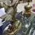 Foto de um(a) Antigo Raro Tinteiro Mármore E Escultura Ave Pétit L Carvin, da categoria de Itens de Escritório. Louis Albert Carvin. Para quem gosta de peças únicas. Uma ótima opção de presente e muito decorativo para um escritório.... Mostrado de uma perspectiva diferente. Vendido no marketplace Trésors.