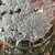 Foto de um(a) Antigo Raro Par Pratos Decorativos Cristal Francês Assinados, da categoria de Pratos Decorativos. Antigo e lindo par de pratos decorativos, em cristal francês, decoração floral lapidada à mão com bastante riqueza de... Mostrado de uma perspectiva diferente. Vendido no marketplace Trésors.