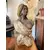 Foto de um(a) Antigo Busto Escultura Blackamoor Em Terracota Austríaca, da categoria de Escultura. Importante busto de mulher seminua em terracota, início do século XX. Peça artística, toda feita à mão Altura 39cm. Mostrado de uma perspectiva diferente. Vendido no marketplace Trésors.