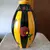 Foto de um(a) Antigo Vaso Art Deco Cerâmica Artística Francesa Pintado Mao, da categoria de Vasos. Vaso em cerâmica artística francesa, pintado à mão, período Art Deco. Início do século XX. Altura 17cm Circunferência 30cm. Mostrado de uma perspectiva diferente. Vendido no marketplace Trésors.