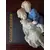 Foto de um(a) Antiga Escultura Casal Criança Porcelana Goldscheider Podola, da categoria de Escultura. ~ Goldscheider ~ Um tesouro dos anos de 1930. Antiga e importante escultura representando duas crianças brincando em... Mostrado de uma perspectiva diferente. Vendido no marketplace Trésors.
