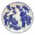 Foto de um(a) Antigo Prato Medalhão Porcelana Japonesa Imari Azul E Branco, da categoria de Pratos Decorativos. ~ Imari Blue and White ~ A celebre porcelana japonesa. Antigo e grande prato/medalhão em porcelana artística pintado à mão.... Vendido no marketplace Trésors.