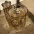 Foto de um(a) Antiga Caixa Biscoiteira Bomboniere Art Deco Cristal France, da categoria de Garrafas, potes e jarros. Antiga bomboniere, caixa biscoiteira em cristal lapidado à mão, linda decoração de folhas em relevo, acabamento com fios de... Mostrado de uma perspectiva diferente. Vendido no marketplace Trésors.