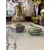 Foto de um(a) Antigo Par De Caixinhas Decorativas Colecionáveis Pássaros, da categoria de Cestos e Caixas. Antigo e maravilhoso par de caixinhas decorativas em metal esmaltado à mão com decoração de pássaros. Bastante riqueza de... Mostrado de uma perspectiva diferente. Vendido no marketplace Trésors.