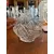 Foto de um(a) Antiga Cestinha Decorativa Cristal Baccarat Lapidado À Mão, da categoria de Cestos e Caixas. Antiga e delicada cestinha decorativa em cristal francês, peça super versátil para compor ambientes. Primorosa lapidação... Mostrado de uma perspectiva diferente. Vendido no marketplace Trésors.